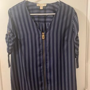 🌻3/25 Michael Kors blouse